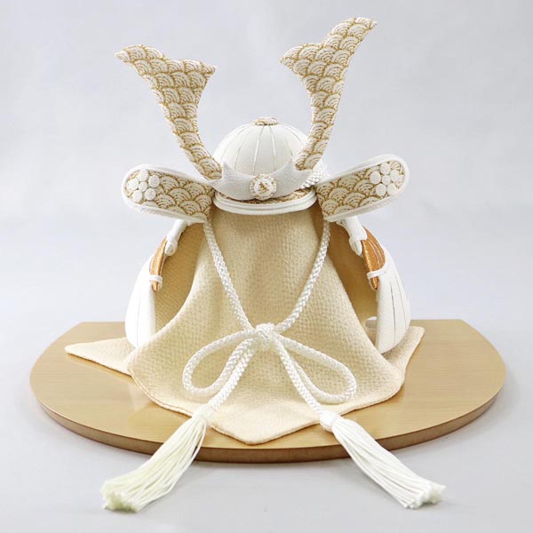 WHITE STYLE ちりめん兜 （白金） 波鍬 ハードメイプル突板 半円形敷板