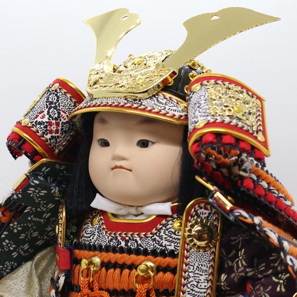 五月人形 幸一光 駿 (しゅん) 鎧着 黒小札 緋縅 西陣金襴衝立 鯉幟 平飾り 詳細画像 幸一光 五月人形 駿 (しゅん) 鎧着 黒小札 緋縅 西陣金襴衝立 鯉幟 平飾り 詳細画像
