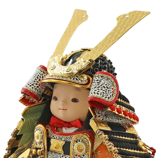 五月人形 幸一光 玄(げん) 金小札黒糸威 弓太刀 丸型円形 市松柄三日月飾り台 詳細画像 幸一光 五月人形 玄(げん) 金小札黒糸威 弓太刀 丸型円形 市松柄三日月飾り台 詳細画像