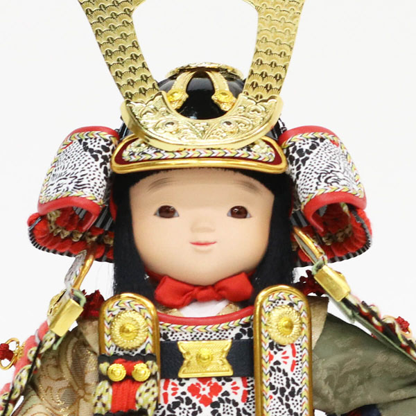幸一光　 五月人形　愛（いと） 黒小札赤糸威 鯉幟 黒塗り金バック ガラスケース飾り　詳細画像