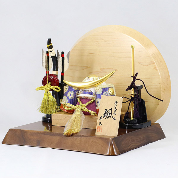 五月人形 東玉工房 颯 「天」 伊達 高級木材使用台屏風 弓太刀 兜飾り 詳細画像 東玉工房 五月人形 颯 「天」 伊達 高級木材使用台屏風 弓太刀 兜飾り 詳細画像