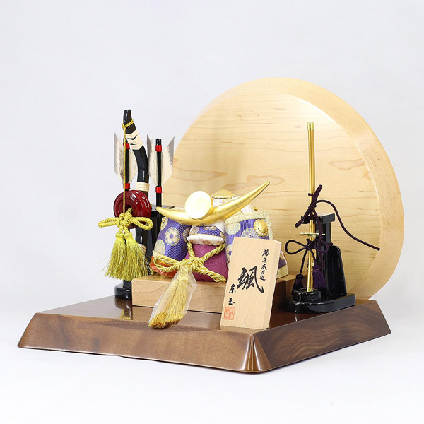 五月人形 東玉工房 颯 「天」 上杉 高級木材使用台屏風 弓太刀 兜飾り 詳細画像 東玉工房 五月人形 颯 「天」 上杉 高級木材使用台屏風 弓太刀 兜飾り 詳細画像