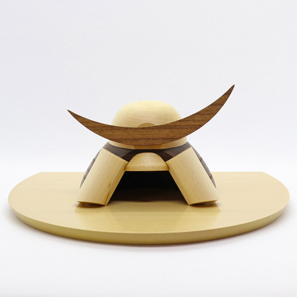 木製 無垢材の兜 muku （むく） 伊達政宗 ハードメイプル突板 半円形敷板セット