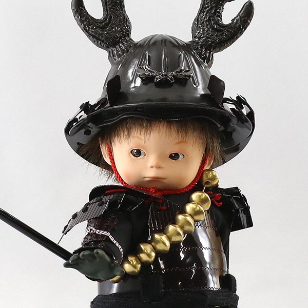 五月人形 壹三 壹三作 もののふ童シリーズ 剣舞 本多忠勝 壱三(いちぞう) 金屏風 ハードメイプル突板 円形台飾り 詳細画像 壹三 五月人形 壹三作 もののふ童シリーズ 剣舞 本多忠勝 壱三(いちぞう) 金屏風 ハードメイプル突板 円形台飾り 詳細画像