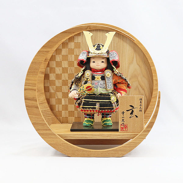 玄（げん） 金小札黒糸威 市松模様 木製 円形 三日月形飾り台（小）