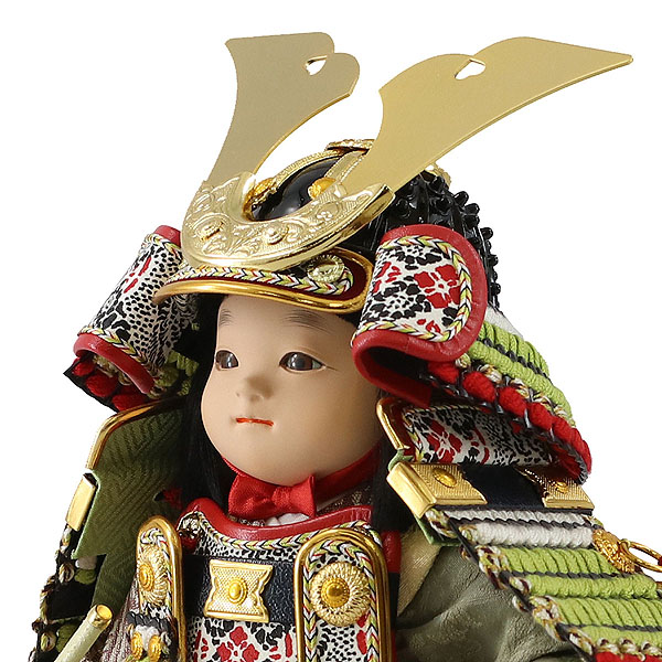 五月人形 幸一光 晴(はれ) 黒小札鶯白段威 市松模様 木製 円形 三日月形飾り台(小) 詳細画像
