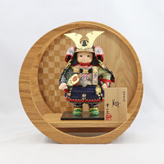 翔(しょう) 黒小札紺糸威 市松模様 木製 円形 三日月形飾り台(小)