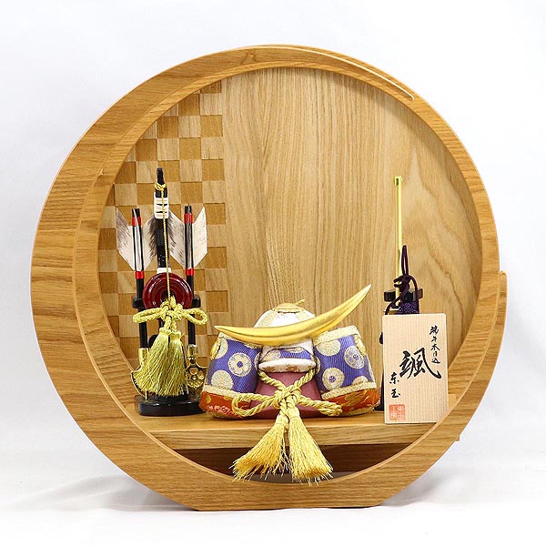 颯 「天」 伊達 弓太刀 市松模様 木製 円形 三日月形飾り台（小） 兜飾り