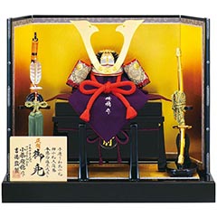 五月人形: 小柴鑚穂作 正絹赤絲縅 和紙小札 兜飾り 【363H63552】