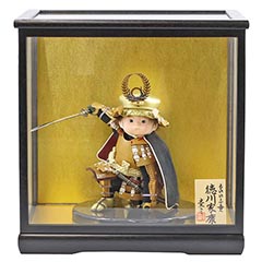 五月人形: 壹三作 もののふ童シリーズ 英雄見参徳川家康 壱三（いちぞう） 黒塗ケース飾り