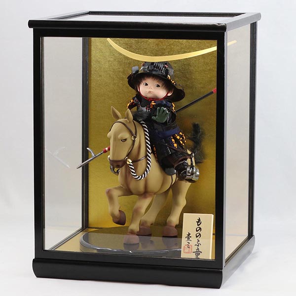 壹三　 五月人形　壹三作 もののふ童シリーズ 若駒河原毛馬(薄茶) 政宗参上 壱三（いちぞう） 黒塗ケース飾り　詳細画像