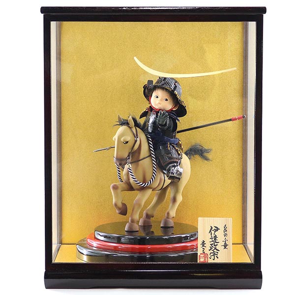 壹三作 もののふ童シリーズ 若駒河原毛馬(薄茶) 政宗参上 黒塗ケース飾り