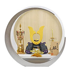 颯 「黒」 中鍬形 白銀 木製 円形 三日月形飾り台 (小)