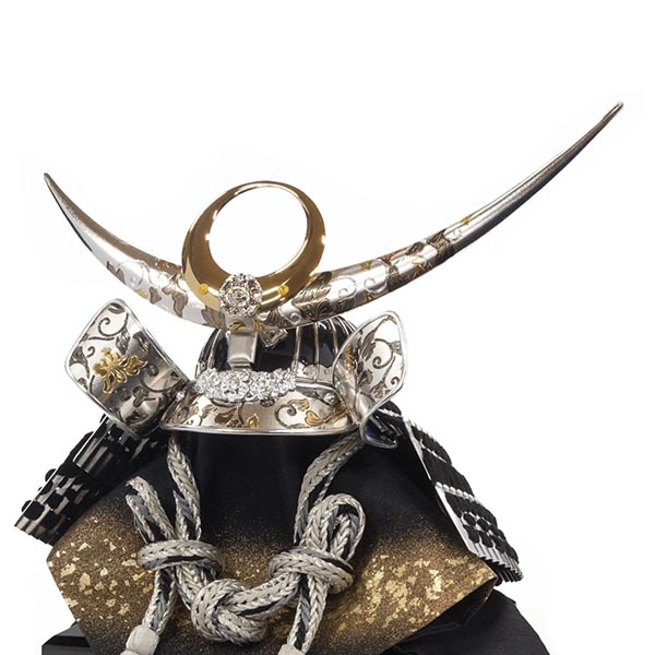 吉徳　 五月人形　黒絲縅 上杉謙信公 兜 収納飾り　詳細画像