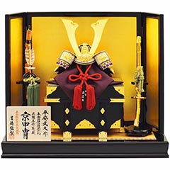 五月人形: 平安武久作 正絹朱赤絲縅 雲龍金物之兜 兜飾り 【555H63552】