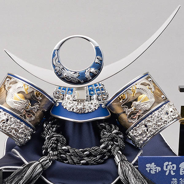 五月人形 藤翁 六角雲竜 上杉謙信 兜飾り 六角 彩色LG塗り アクリルケース 詳細画像 藤翁 五月人形 六角雲竜 上杉謙信 兜飾り 六角 彩色LG塗り アクリルケース 詳細画像