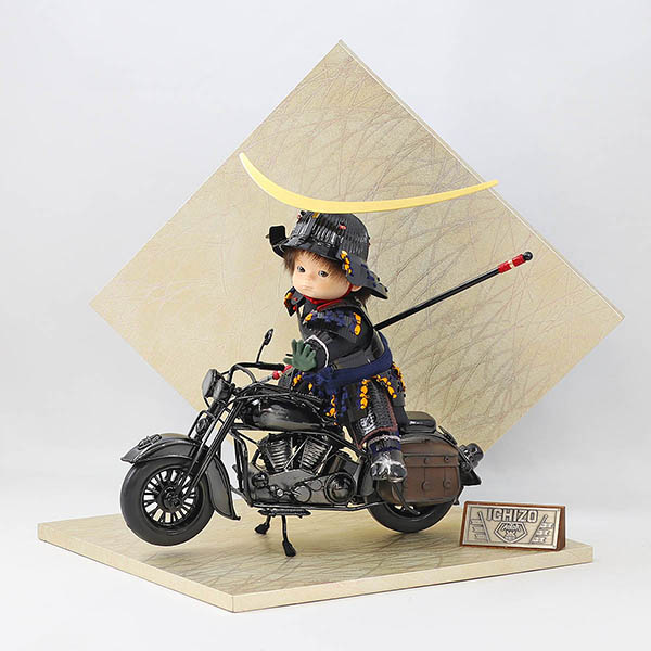 壹三　 五月人形　壹三作 わんぱくライダーミニョン クラシック 政宗参上 バイク 壱三（いちぞう） 銀色 菱形屏風　詳細画像