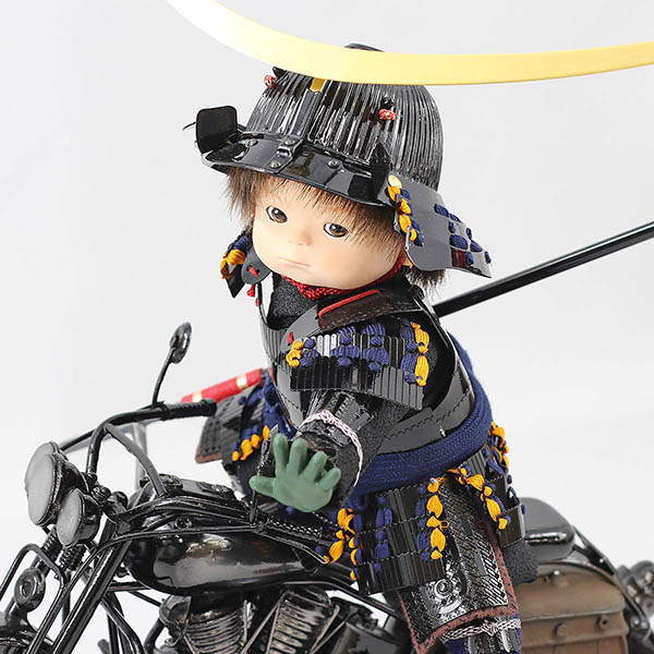 壹三　 五月人形　壹三作 わんぱくライダーミニョン クラシック 政宗参上 バイク 壱三（いちぞう） 銀色 菱形屏風　詳細画像