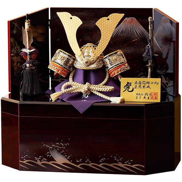 鈴木利光作 本金箔押 兜 収納飾り 正絹 朱糸縅 久月監製 【D-63/4GR-S33-Z】