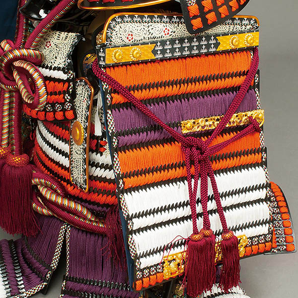 平安豊久　 五月人形　5才 着用大樹 着用鎧飾り 高床台　詳細画像