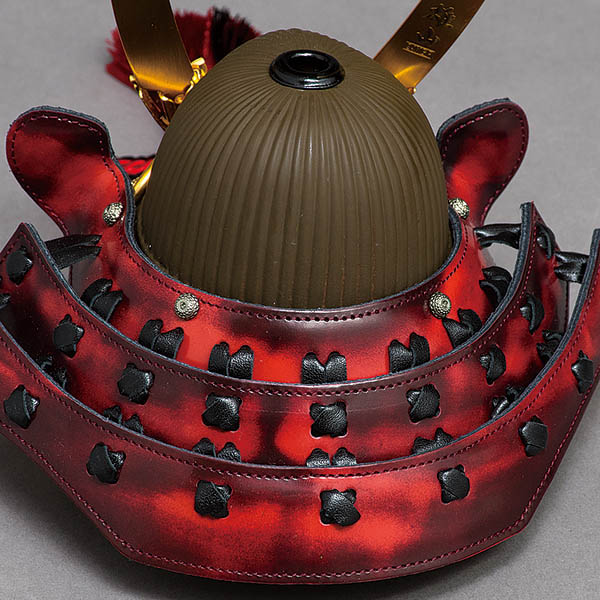 平安豊久　 五月人形　紅河 兜 平飾り　詳細画像