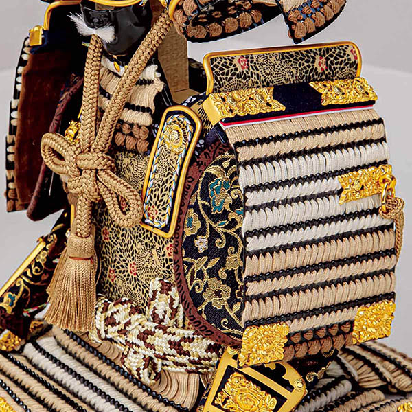 五月人形 平安豊久 雄山作 拓斗 正絹薄茶糸縅 鎧飾り 詳細画像 平安豊久 五月人形 雄山作 拓斗 正絹薄茶糸縅 鎧飾り 詳細画像