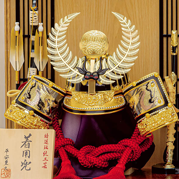 平安豊久　 五月人形　平安豊久作 天下人徳川 着用兜 アクリルケース飾り　詳細画像