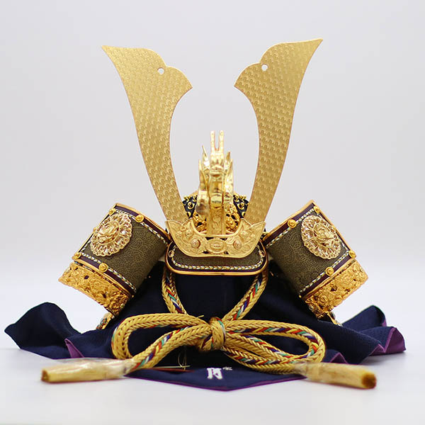 久月　 五月人形　久月 兜 平飾り 正絹 緋縅 鉄刀木調台屏風　詳細画像