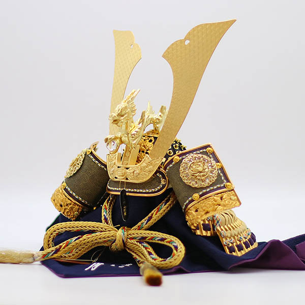 久月　 五月人形　久月 兜 平飾り 正絹 緋縅 鉄刀木調台屏風　詳細画像