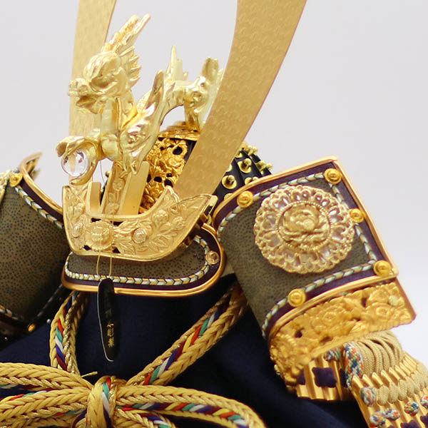 久月　 五月人形　久月 兜 平飾り 正絹 緋縅 鉄刀木調台屏風　詳細画像