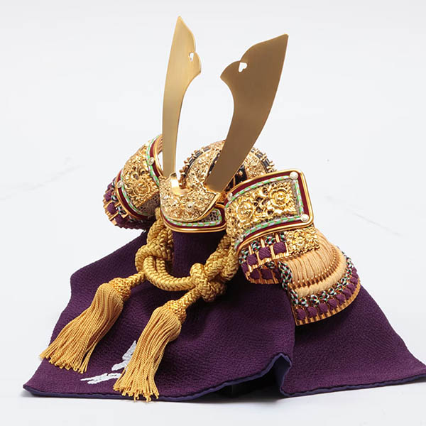 五月人形 久月 久月 兜 収納飾り 正絹 緋縅 詳細画像 久月 五月人形 久月 兜 収納飾り 正絹 緋縅 詳細画像