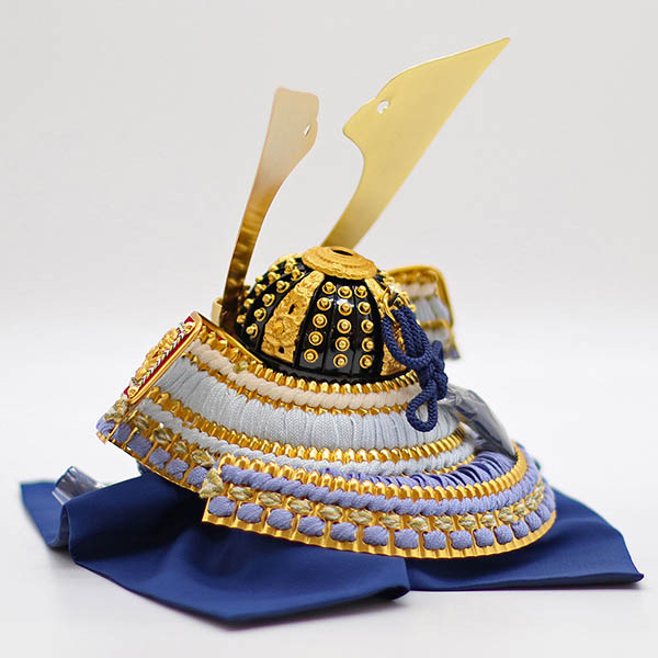 五月人形 久月 久月 兜 収納飾り 正絹 青裾濃縅 白木 木目 詳細画像 久月 五月人形 久月 兜 収納飾り 正絹 青裾濃縅 白木 木目 詳細画像