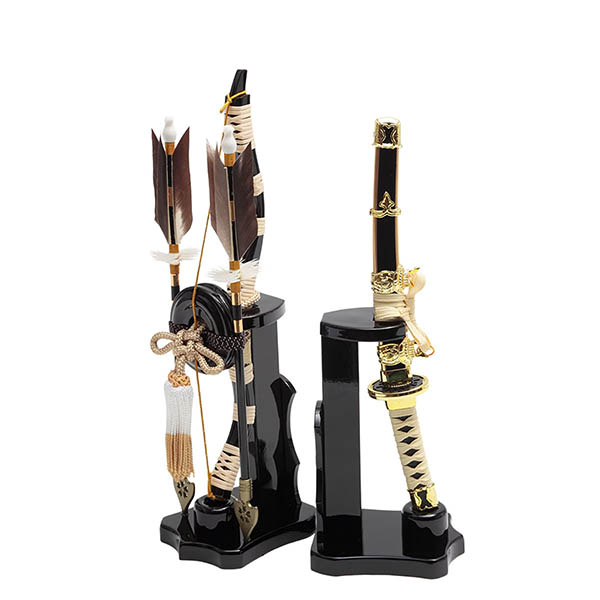 久月　 五月人形　久月 兜 収納飾り 正絹 緋縅 光琳梅二曲屏風 収納箱　詳細画像