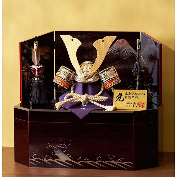 久月　 五月人形　鈴木利光作 兜 収納飾り 本金箔押 正絹 朱糸縅 久月監製　詳細画像