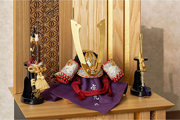 五月人形 久月 中村宗光作 兜 収納飾り 正絹 白糸沢瀉縅 久月監製 麻の葉寄木二曲屏風 タモ収納箱 白木 木目 詳細画像 久月 五月人形 中村宗光作 兜 収納飾り 正絹 白糸沢瀉縅 久月監製 麻の葉寄木二曲屏風 タモ収納箱 白木 木目 詳細画像