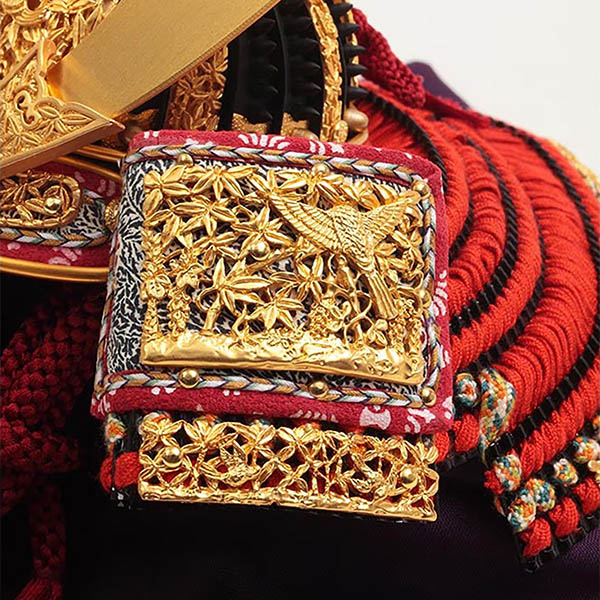 久月　 五月人形　中村宗光作 竹雀之兜 平飾り 正絹 赤糸縅 久月監製　詳細画像