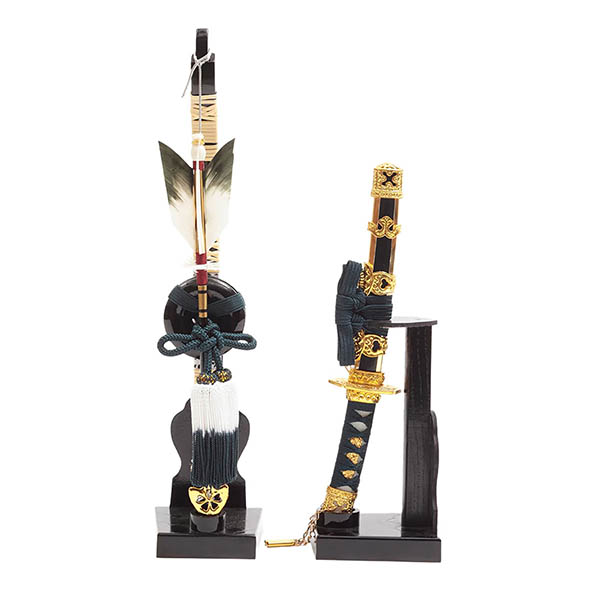 久月　 五月人形　中村宗光作 竹雀之兜 平飾り 正絹 赤糸縅 久月監製　詳細画像