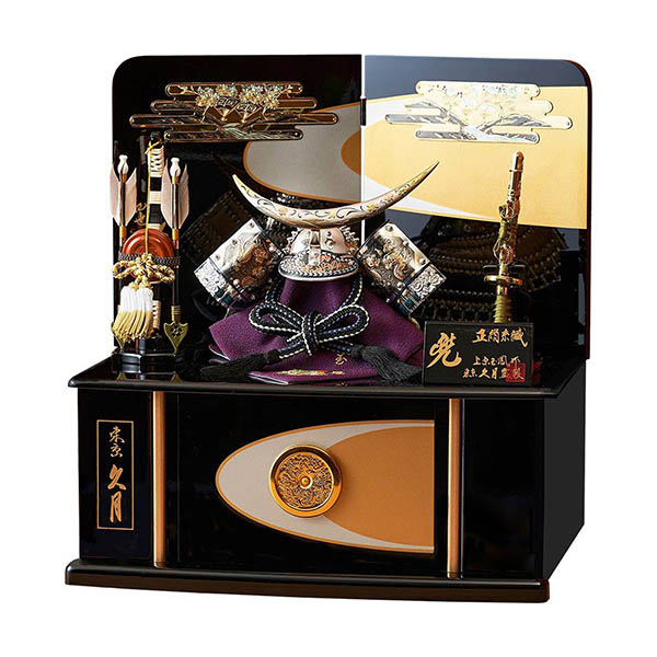 久月　 五月人形　上原玉鳳作 伊達政宗 兜 収納飾り 正絹 色々縅 久月監製　詳細画像