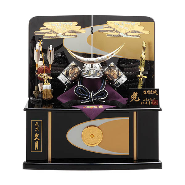 上原玉鳳作 伊達政宗 兜 収納飾り 正絹 色々縅 久月監製 【D-57】