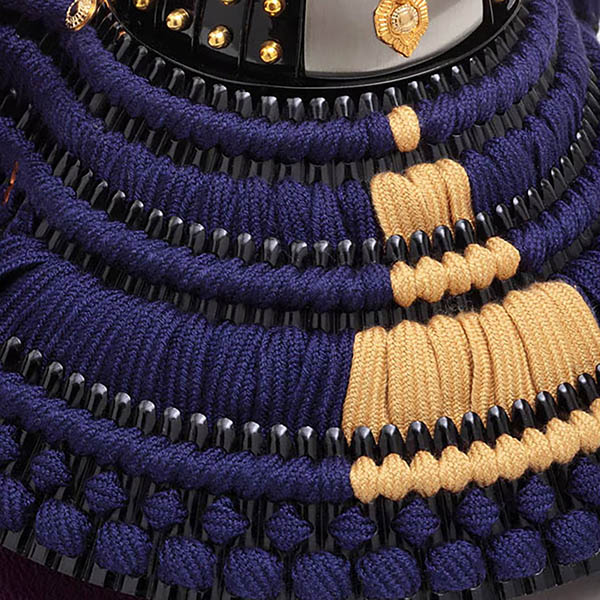 五月人形 久月 大越広孝作 兜 収納飾り 緋糸沢瀉縅 久月監製 緑松蒔絵二曲屏風 収納箱 詳細画像 久月 五月人形 大越広孝作 兜 収納飾り 緋糸沢瀉縅 久月監製 緑松蒔絵二曲屏風 収納箱 詳細画像