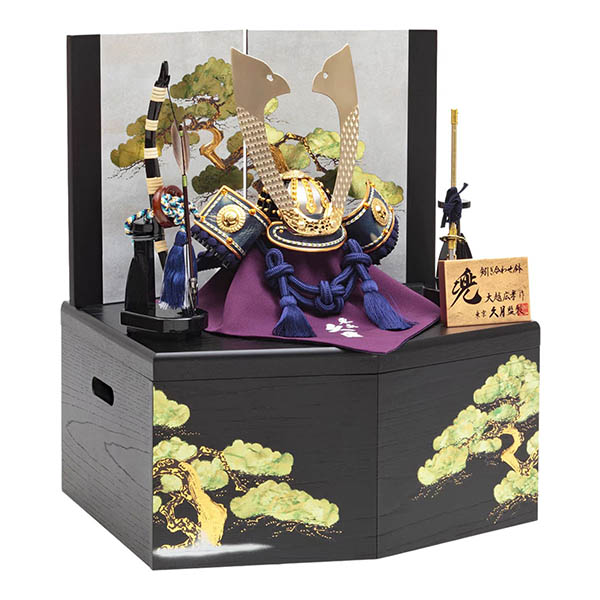 五月人形 久月 大越広孝作 兜 収納飾り 緋糸沢瀉縅 久月監製 緑松蒔絵二曲屏風 収納箱 詳細画像 久月 五月人形 大越広孝作 兜 収納飾り 緋糸沢瀉縅 久月監製 緑松蒔絵二曲屏風 収納箱 詳細画像