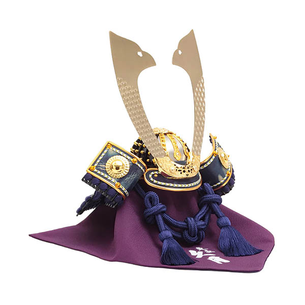 五月人形 久月 大越広孝作 兜 収納飾り 緋糸沢瀉縅 久月監製 緑松蒔絵二曲屏風 収納箱 詳細画像 久月 五月人形 大越広孝作 兜 収納飾り 緋糸沢瀉縅 久月監製 緑松蒔絵二曲屏風 収納箱 詳細画像