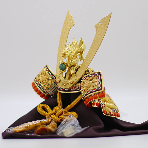 久月　 五月人形　平安武久作 本金箔押 兜 平飾り 正絹 緋縅 久月監製　詳細画像