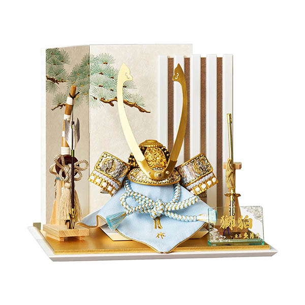 五月人形 久月 久月作 獅狛之兜 平飾り 正絹 水色匂縅 緑針松屏風 甲冑師 鈴木利光 詳細画像 久月 五月人形 久月作 獅狛之兜 平飾り 正絹 水色匂縅 緑針松屏風 甲冑師 鈴木利光 詳細画像