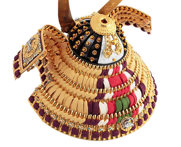 五月人形 久月 久月作 四神之兜 高床台飾り 正絹 緋糸沢瀉縅 駿河古典蒔絵 甲冑師 鈴木利光 詳細画像 久月 五月人形 久月作 四神之兜 高床台飾り 正絹 緋糸沢瀉縅 駿河古典蒔絵 甲冑師 鈴木利光 詳細画像