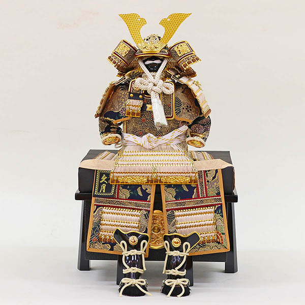 五月人形 久月 久月 大鎧 平飾り 正絹 薄茶裾濃縅 大層雲屏風 詳細画像 久月 五月人形 久月 大鎧 平飾り 正絹 薄茶裾濃縅 大層雲屏風 詳細画像