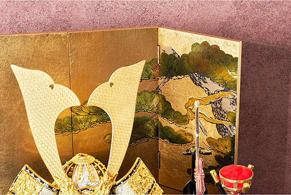 五月人形 久月 久月作 仁王之兜 収納飾り 正絹 萌黄裾濃縅 甲冑師 鈴木利光 久月当主監製 詳細画像 久月 五月人形 久月作 仁王之兜 収納飾り 正絹 萌黄裾濃縅 甲冑師 鈴木利光 久月当主監製 詳細画像
