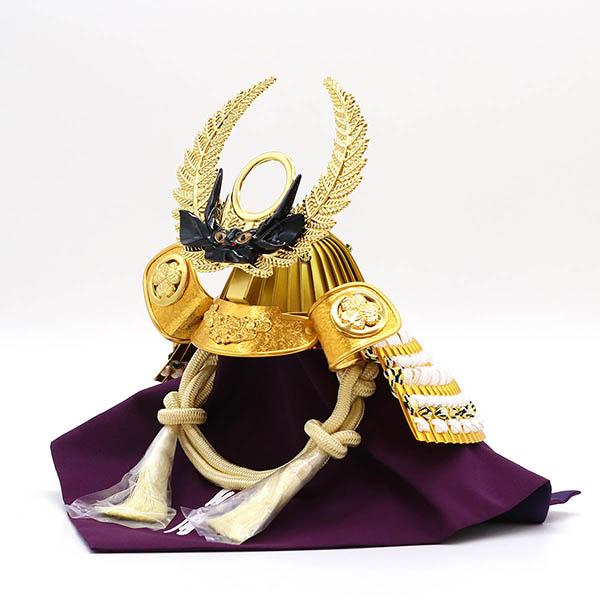 久月　 五月人形　久月 戦国武将 兜 収納飾り 正絹 白糸縅 徳川家康公 駿河古典蒔絵 白木 木目　詳細画像