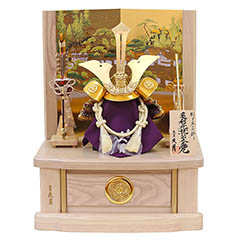 五月人形: 久月 戦国武将 兜 収納飾り 正絹 色々縅 毛利元就公 駿河古典蒔絵 白木 木目 【D-45】