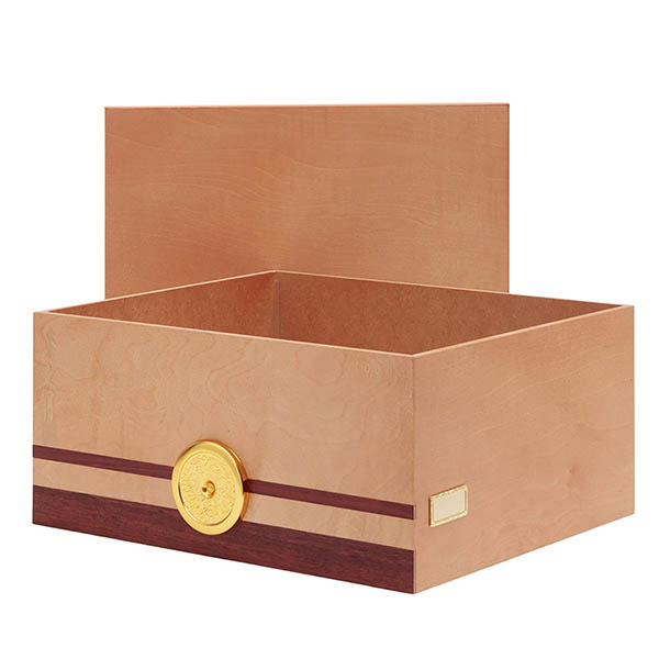 久月　 五月人形　鈴木利光作 銘木 栃 兜 二引き 収納飾り 正絹 薄茶中白縅 久月監製 白木 木目　詳細画像